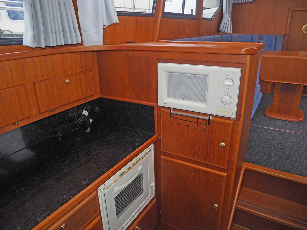 Fore ship, Accommodation